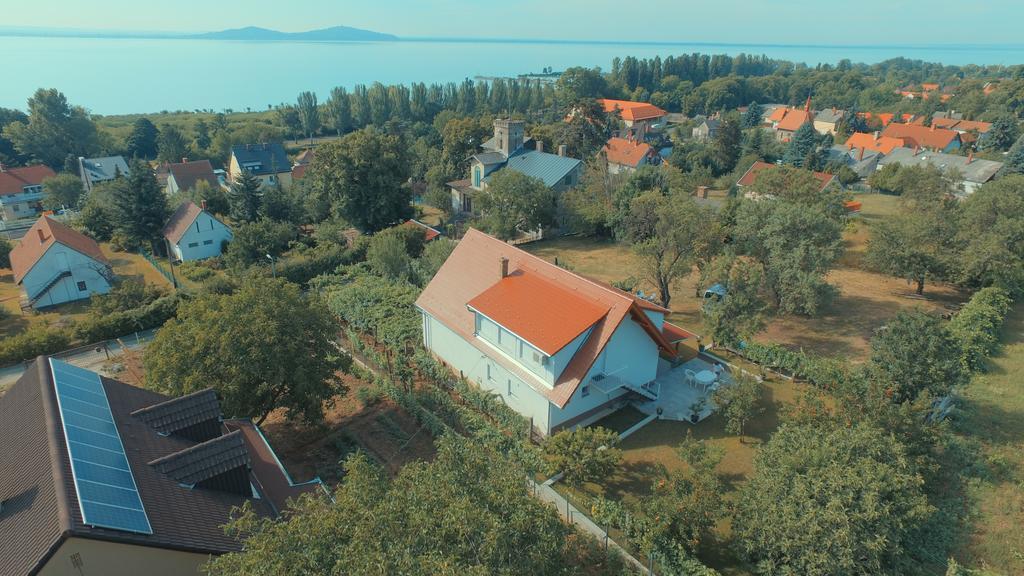 Mandula Apartmanok Badacsonytomaj Exteriör bild